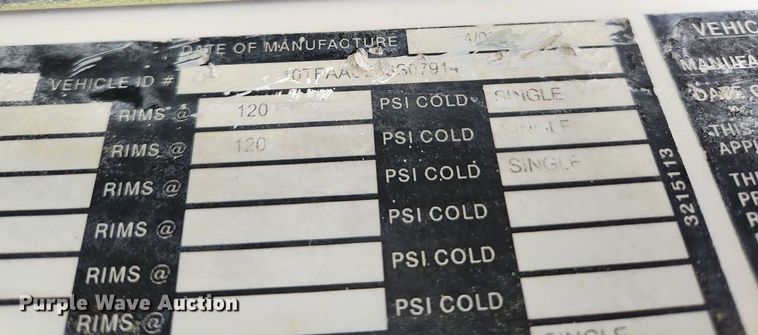 image for item EA9443 2003 Oshkosh S Series  ready mix truck