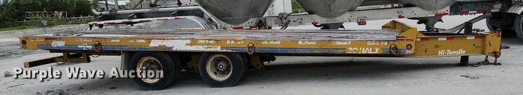 image for item EA9444 2003 Eager Beaver 20HALX  equipment trailer