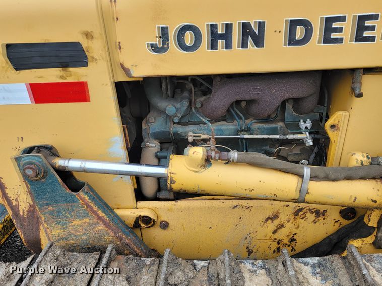 image for item HG9441 1973 John Deere 350B  dozer