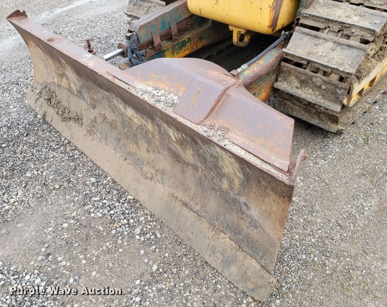 image for item HG9441 1973 John Deere 350B  dozer