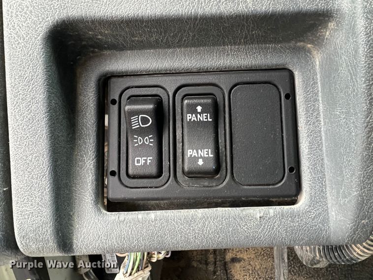 image for item ID9457 2005 International 4200  water truck