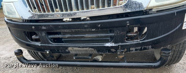 image for item ID9457 2005 International 4200  water truck