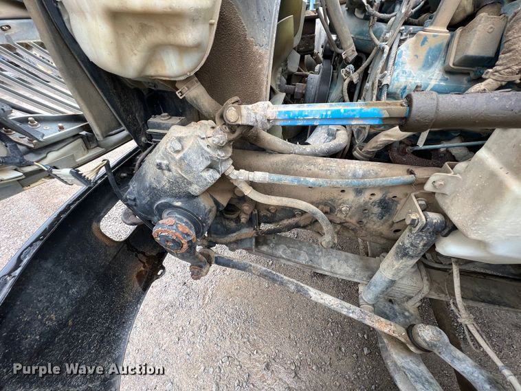 image for item ID9457 2005 International 4200  water truck