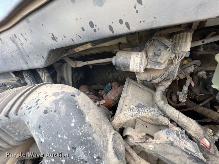 image for item ID9457 2005 International 4200  water truck