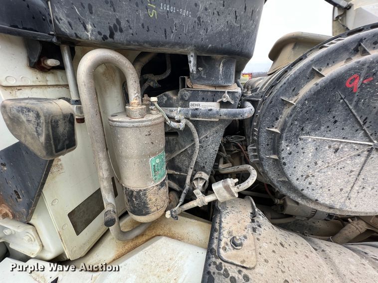 image for item ID9457 2005 International 4200  water truck