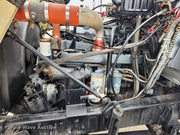 image for item JB9470 1992 Mack RD690S  bucket truck