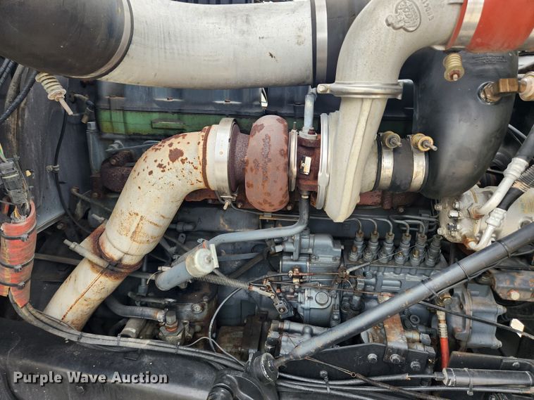 image for item JB9470 1992 Mack RD690S  bucket truck