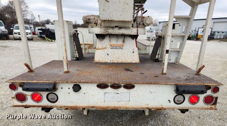 image for item JB9470 1992 Mack RD690S  bucket truck