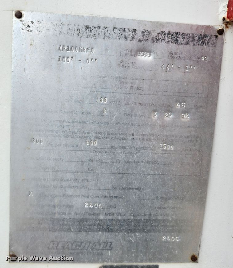 image for item JB9470 1992 Mack RD690S  bucket truck