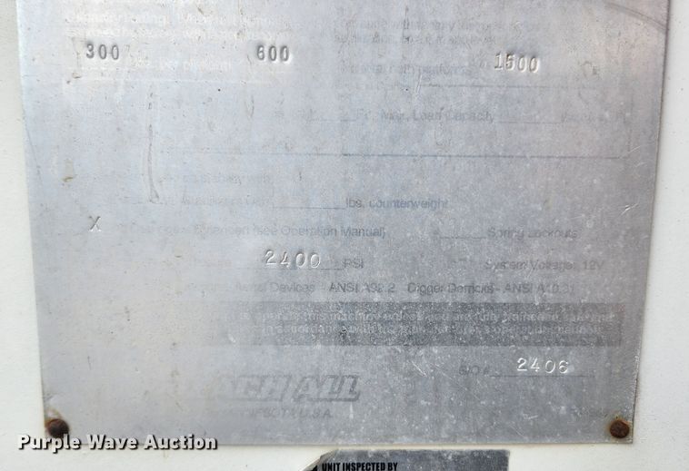 image for item JB9470 1992 Mack RD690S  bucket truck