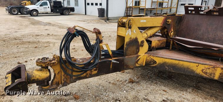 image for item JB9476 Icon 18D Earthmover  scraper