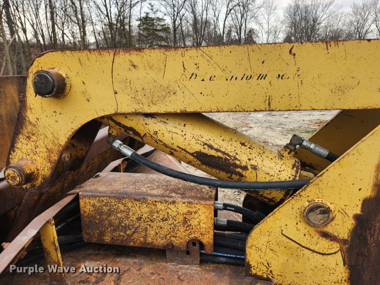 image for item JB9476 Icon 18D Earthmover  scraper