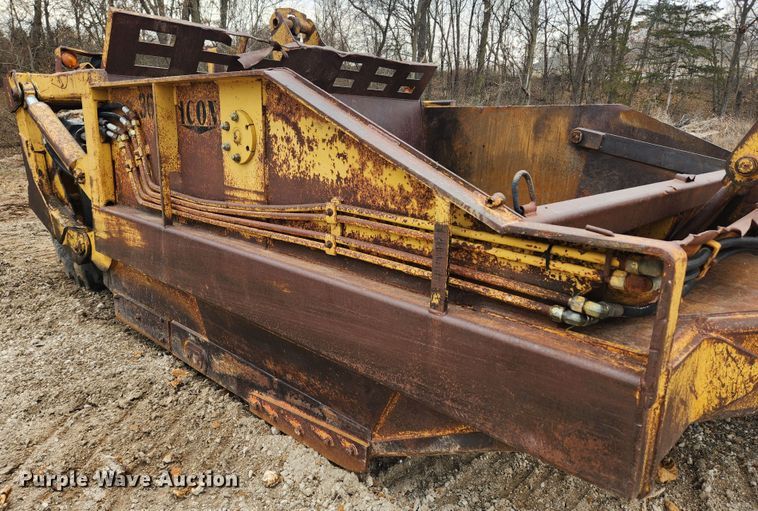 image for item JB9476 Icon 18D Earthmover  scraper