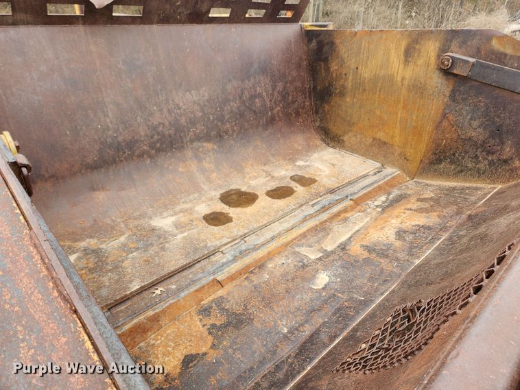 image for item JB9476 Icon 18D Earthmover  scraper