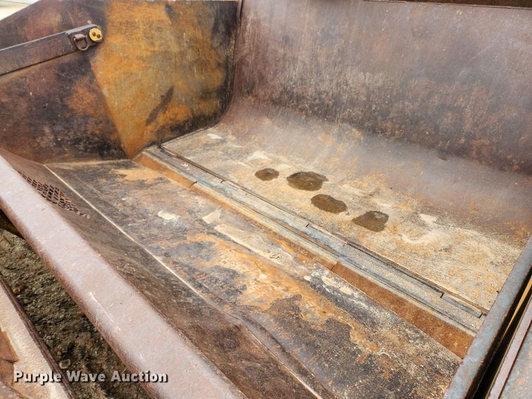 image for item JB9476 Icon 18D Earthmover  scraper