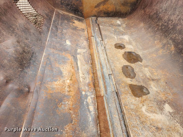 image for item JB9476 Icon 18D Earthmover  scraper