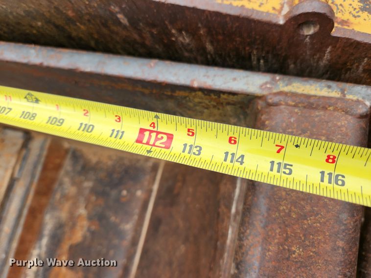 image for item JB9476 Icon 18D Earthmover  scraper