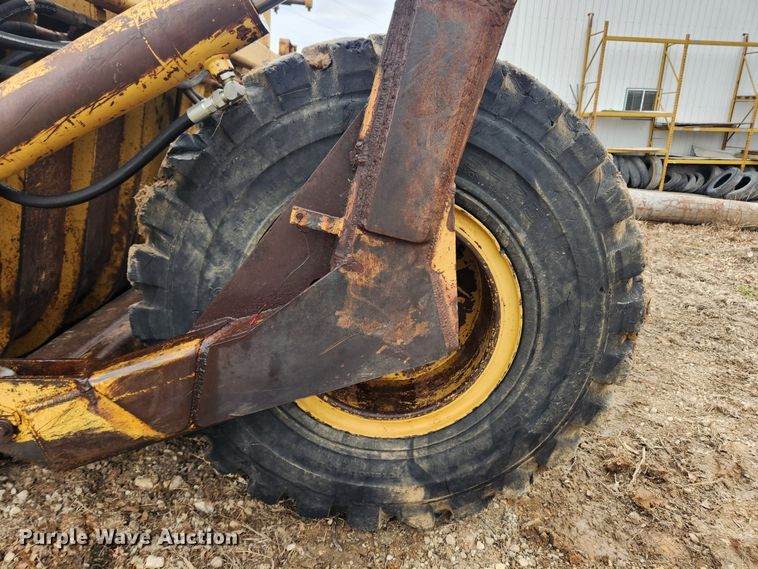 image for item JB9476 Icon 18D Earthmover  scraper