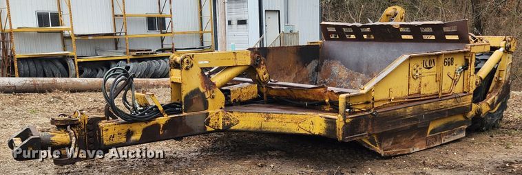 image for item JB9477 Icon 18D Earthmover  scraper