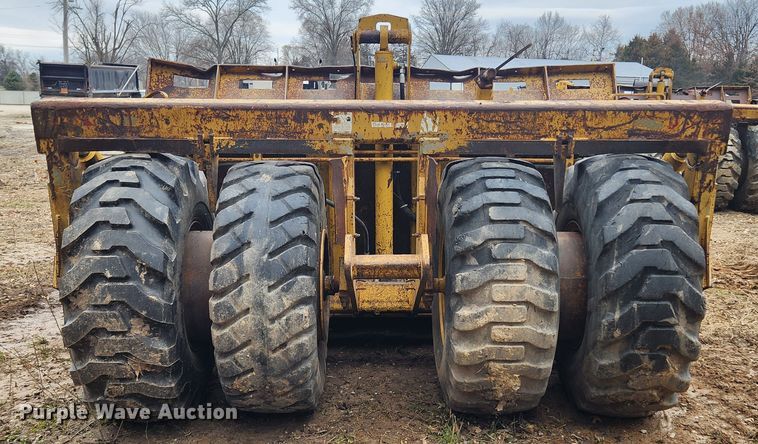 image for item JB9477 Icon 18D Earthmover  scraper