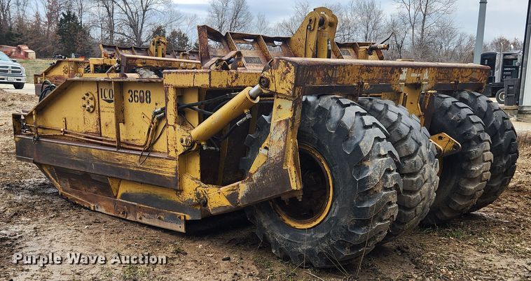 image for item JB9477 Icon 18D Earthmover  scraper