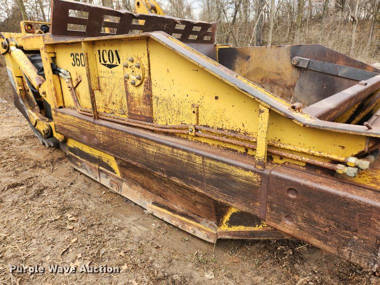 image for item JB9477 Icon 18D Earthmover  scraper