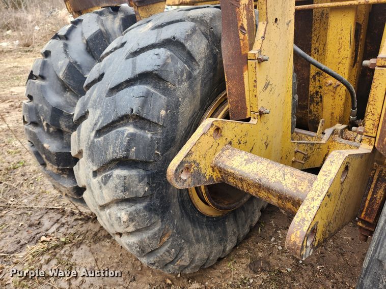 image for item JB9477 Icon 18D Earthmover  scraper