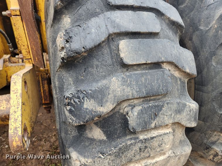 image for item JB9477 Icon 18D Earthmover  scraper