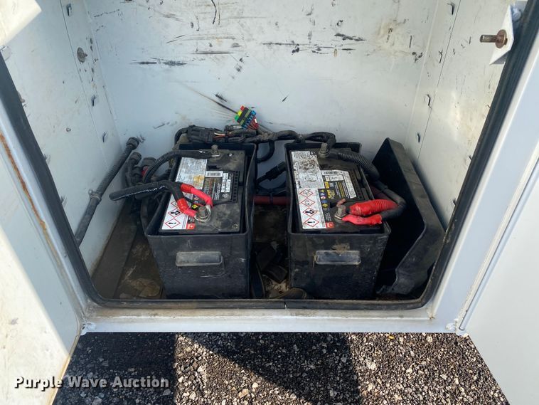 image for item KB9565 2013 Kenworth T370  utility / service truck