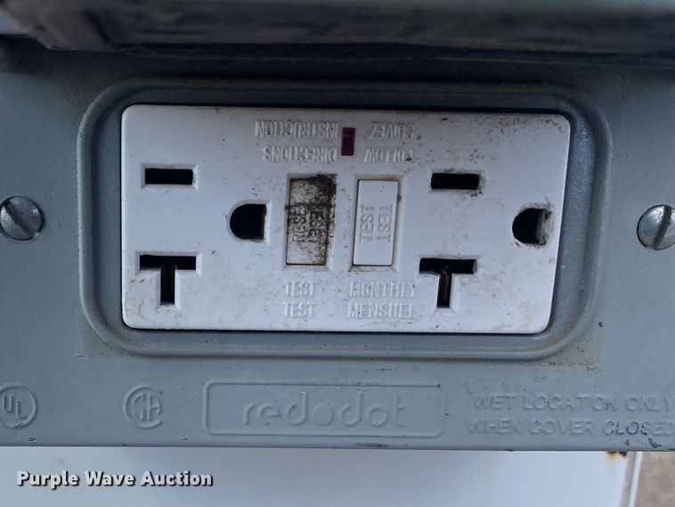 image for item KB9565 2013 Kenworth T370  utility / service truck