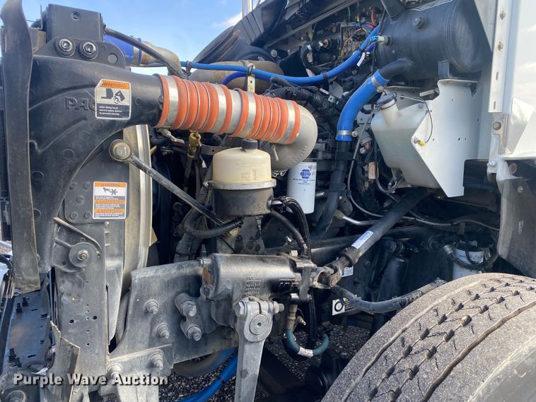 image for item KB9565 2013 Kenworth T370  utility / service truck