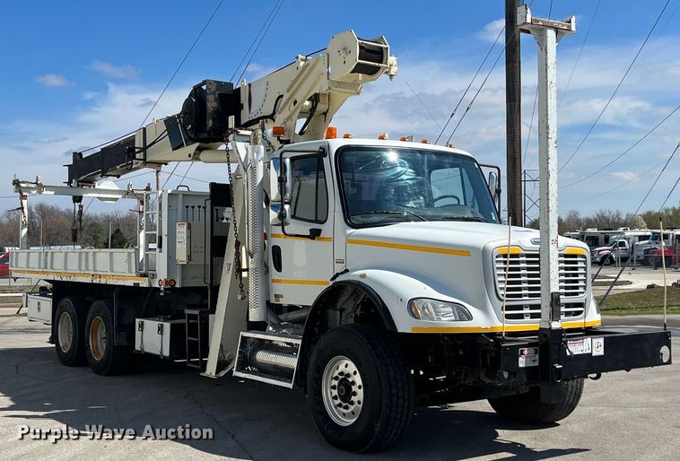 image for item KR9482 2010 Freightliner Business Class M2  crane truck