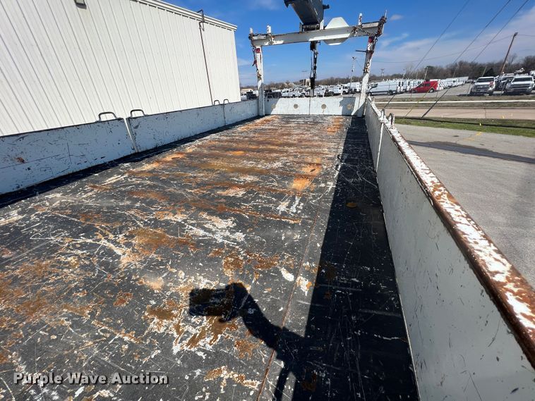 image for item KR9482 2010 Freightliner Business Class M2  crane truck