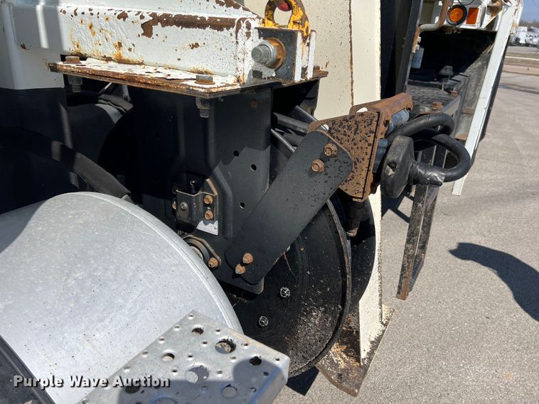 image for item KR9482 2010 Freightliner Business Class M2  crane truck