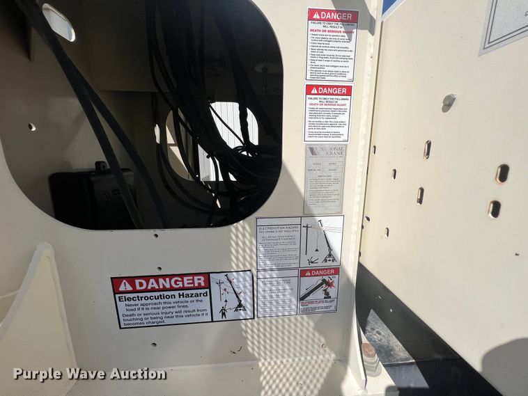 image for item KR9482 2010 Freightliner Business Class M2  crane truck