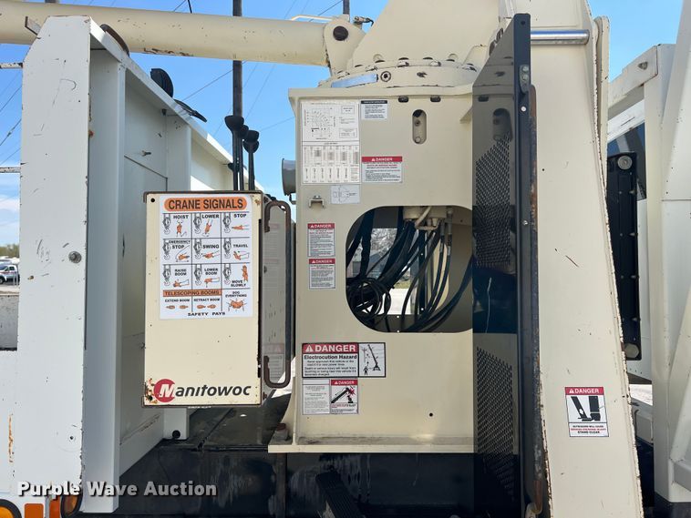 image for item KR9482 2010 Freightliner Business Class M2  crane truck