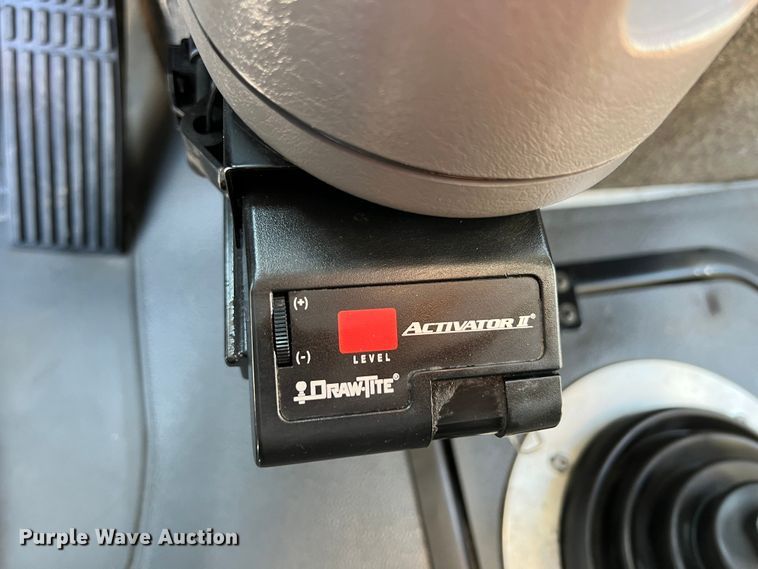 image for item KR9482 2010 Freightliner Business Class M2  crane truck