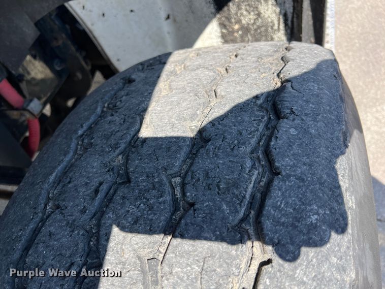 image for item KR9482 2010 Freightliner Business Class M2  crane truck