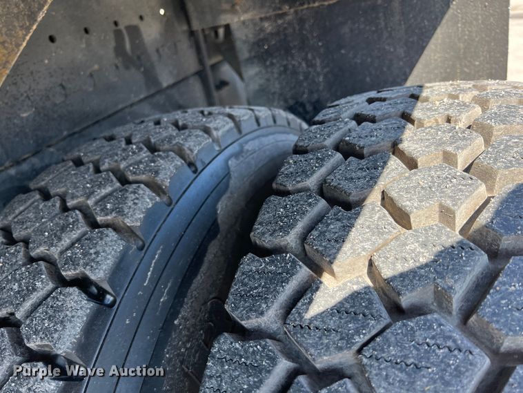 image for item KR9482 2010 Freightliner Business Class M2  crane truck