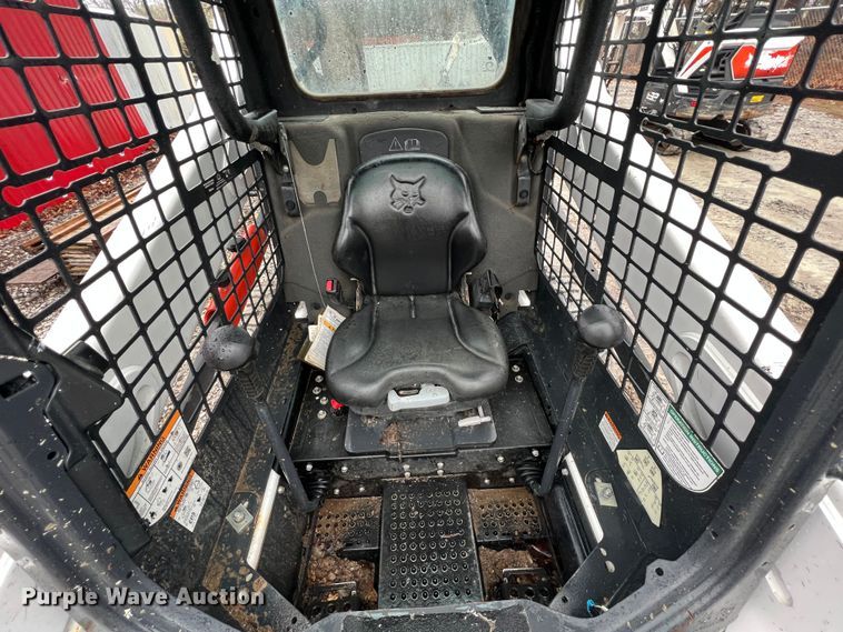 image for item KR9492 2018 Bobcat S570  skid steer loader