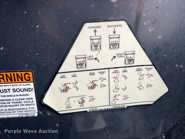 image for item KR9492 2018 Bobcat S570  skid steer loader