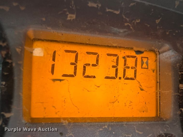 image for item KR9492 2018 Bobcat S570  skid steer loader