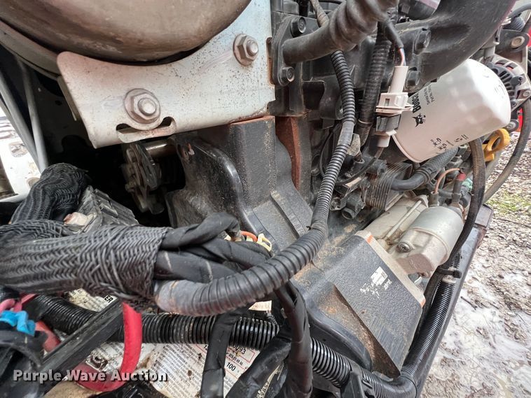 image for item KR9492 2018 Bobcat S570  skid steer loader