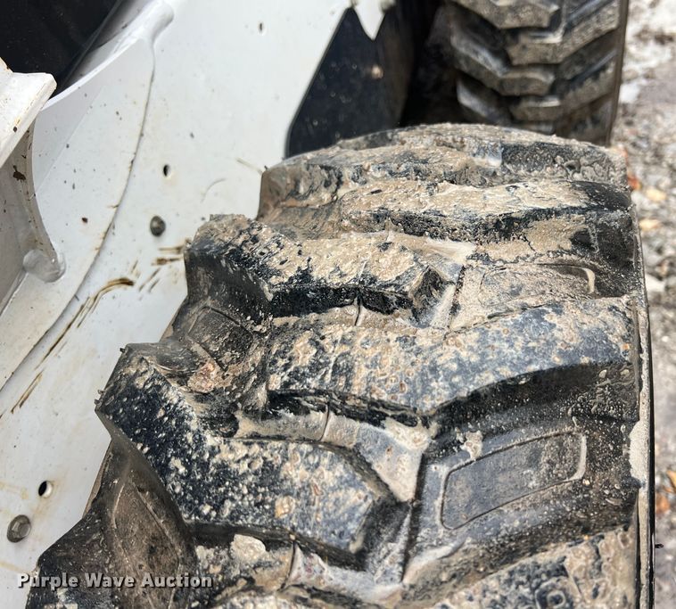 image for item KR9492 2018 Bobcat S570  skid steer loader