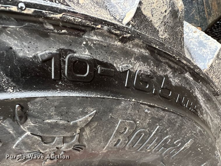 image for item KR9492 2018 Bobcat S570  skid steer loader