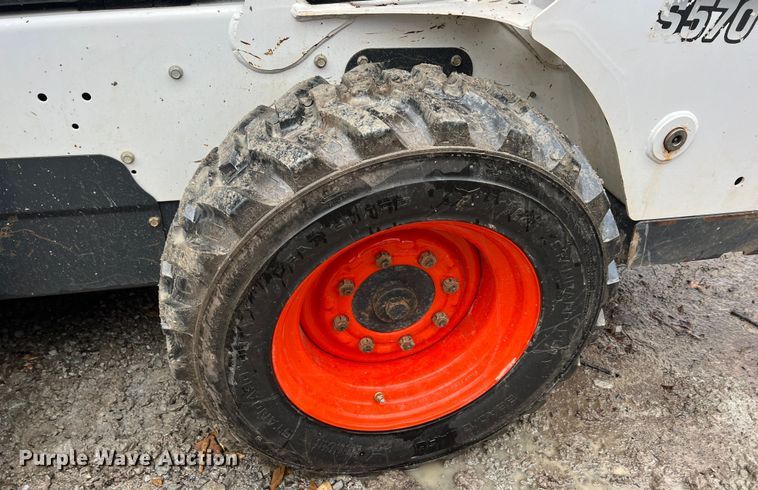 image for item KR9492 2018 Bobcat S570  skid steer loader