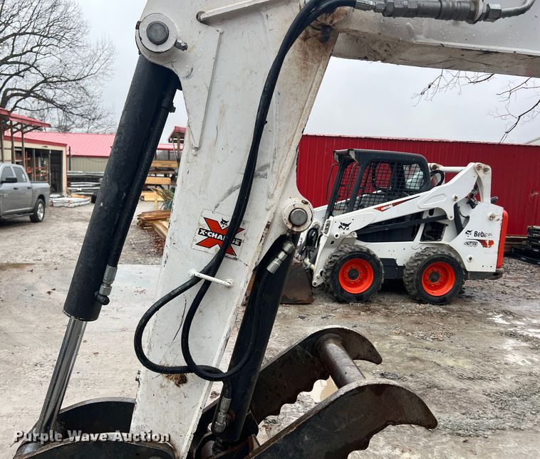 image for item KR9493 2019 Bobcat E42  mini excavator