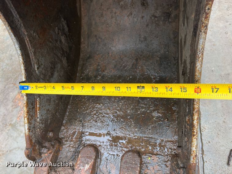 image for item KR9493 2019 Bobcat E42  mini excavator