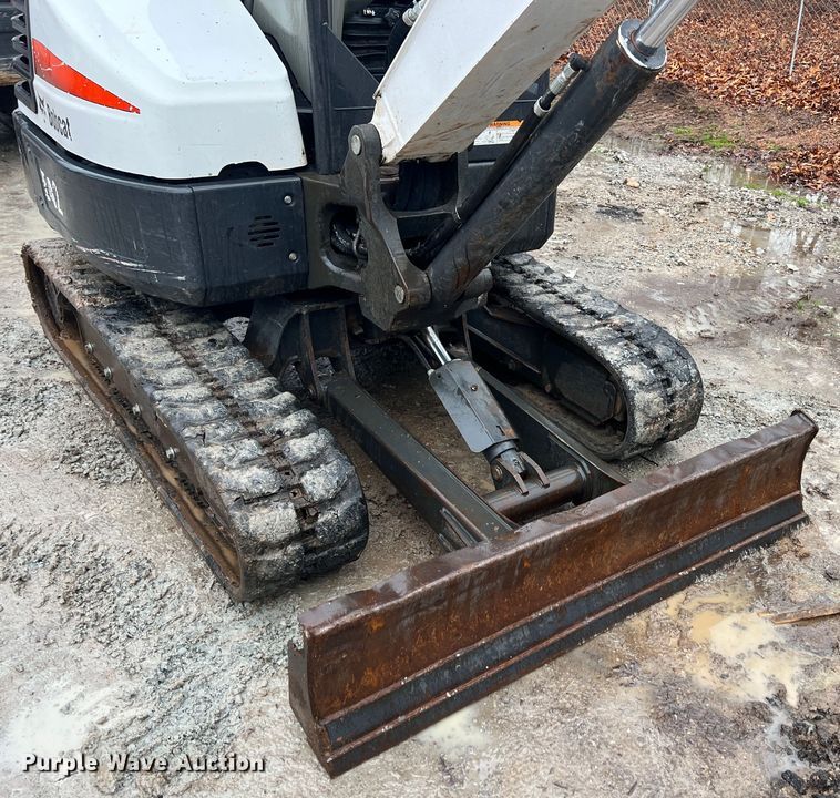 image for item KR9493 2019 Bobcat E42  mini excavator