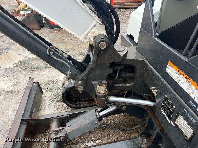 image for item KR9493 2019 Bobcat E42  mini excavator